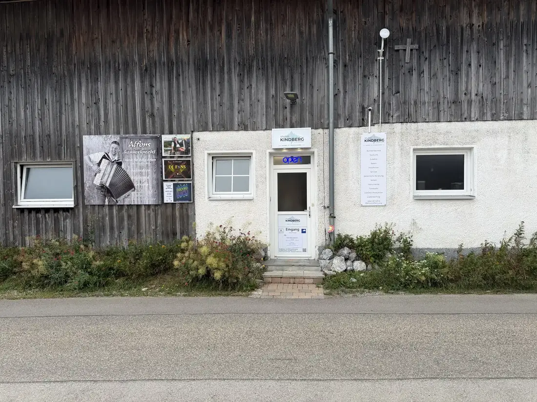 Studio Kindberg Außenansicht Eingangstüre
